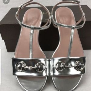 Gucci Flat Scandals